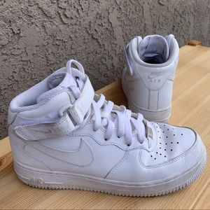 White Nike Air Force 1 High tops
